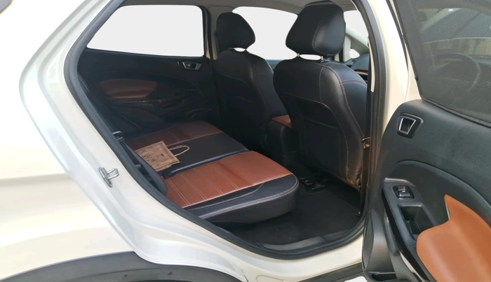 2019 Ford Ecosport TITANIUM 1.5L THUNDER EDTION DIESEL, Diesel, Manual, 1,20,424 km, interior