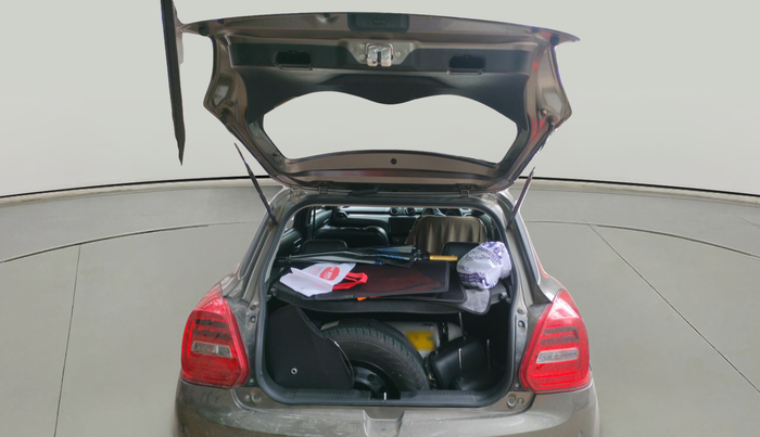 2023 Maruti Swift VXI CNG, Petrol, Manual, 18,002 km, exterior