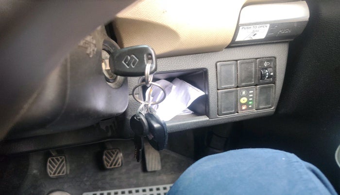 2018 Maruti Wagon R 1.0 LXI CNG, Petrol, Manual, 74,986 km, interior