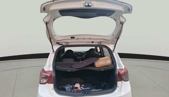 2016 Hyundai Grand i10 SPORTZ 1.1 CRDI, Diesel, Manual, 1,21,318 km, exterior