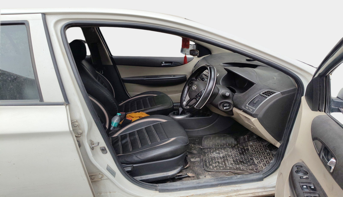 2012 Hyundai i20 SPORTZ 1.4 CRDI, Diesel, Manual, 1,28,538 km, interior