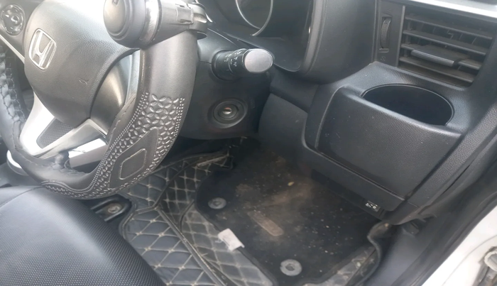 2019 Honda WR-V 1.2L I-VTEC VX MT, Petrol, Manual, 39,873 km, interior