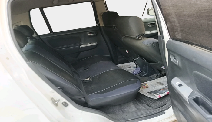 2011 Maruti Wagon R 1.0 VXI, Petrol, Manual, 84,844 km, interior
