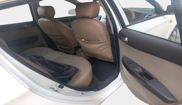 2011 Hyundai i20 MAGNA 1.2, Petrol, Manual, 38,523 km, interior