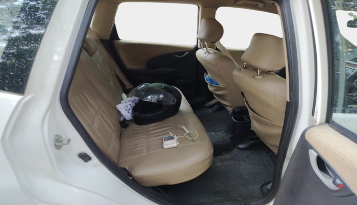 2012 Honda Jazz 1.2 L I-VTEC SELECT, Petrol, Manual, 82,000 km, interior