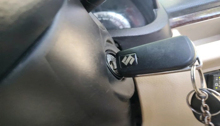 2015 Maruti Swift Dzire VXI, Petrol, Manual, 1,13,598 km, interior