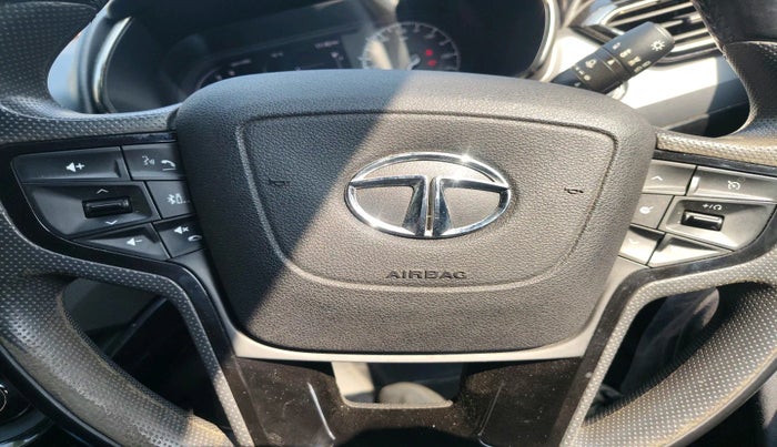 2022 Tata Safari XZA PLUS DARK EDITION, Diesel, Automatic, 68,075 km, interior