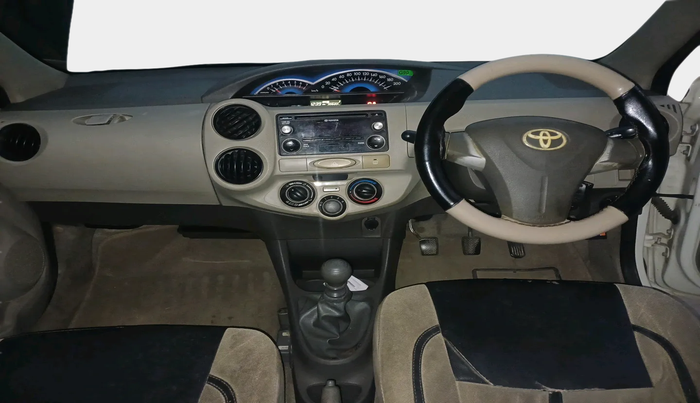 2015 Toyota Etios GD, Diesel, Manual, 2,09,402 km, interior