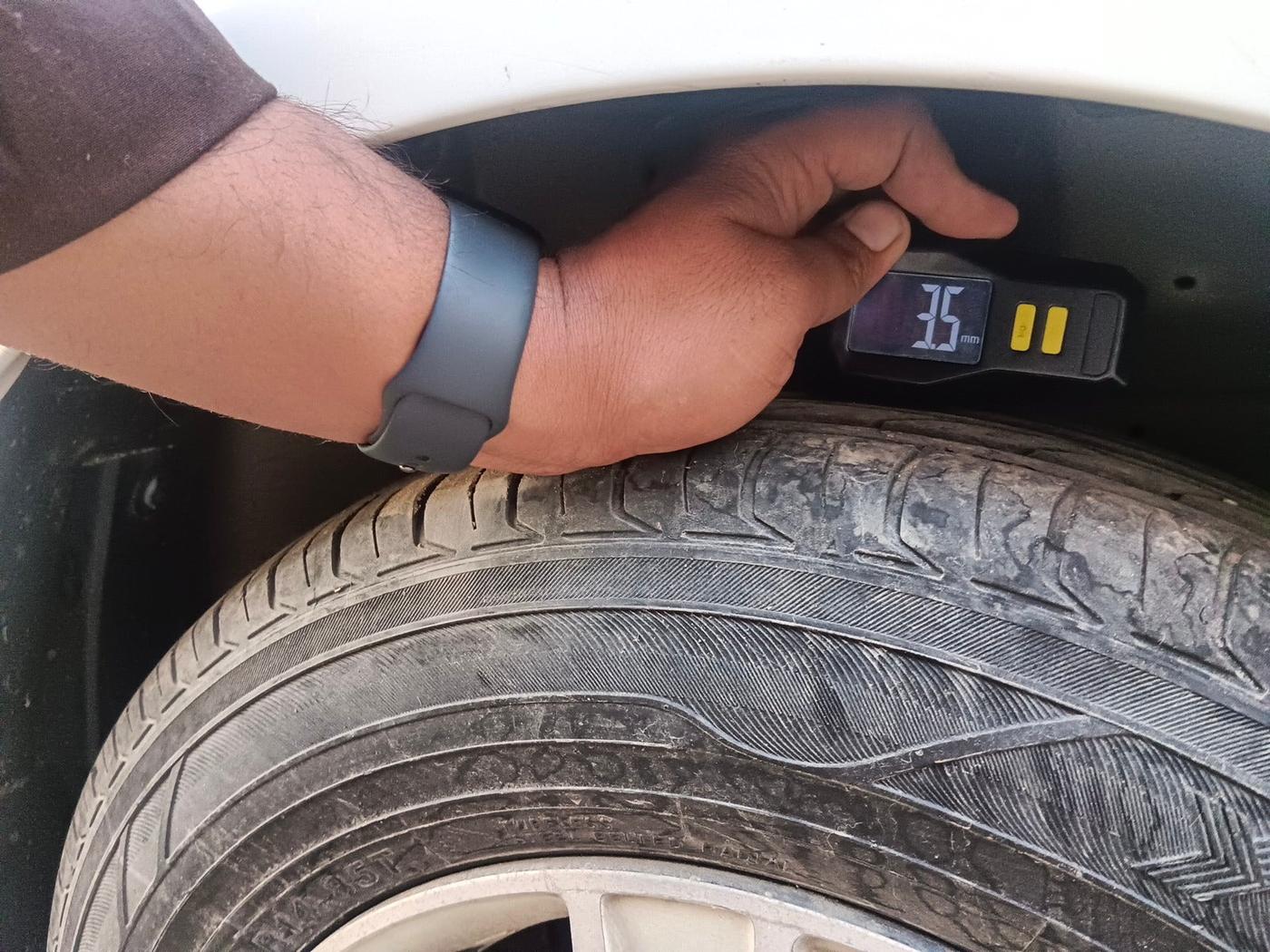 2014 Maruti Swift VDI, Diesel, Manual, 1,01,693 km, tyre