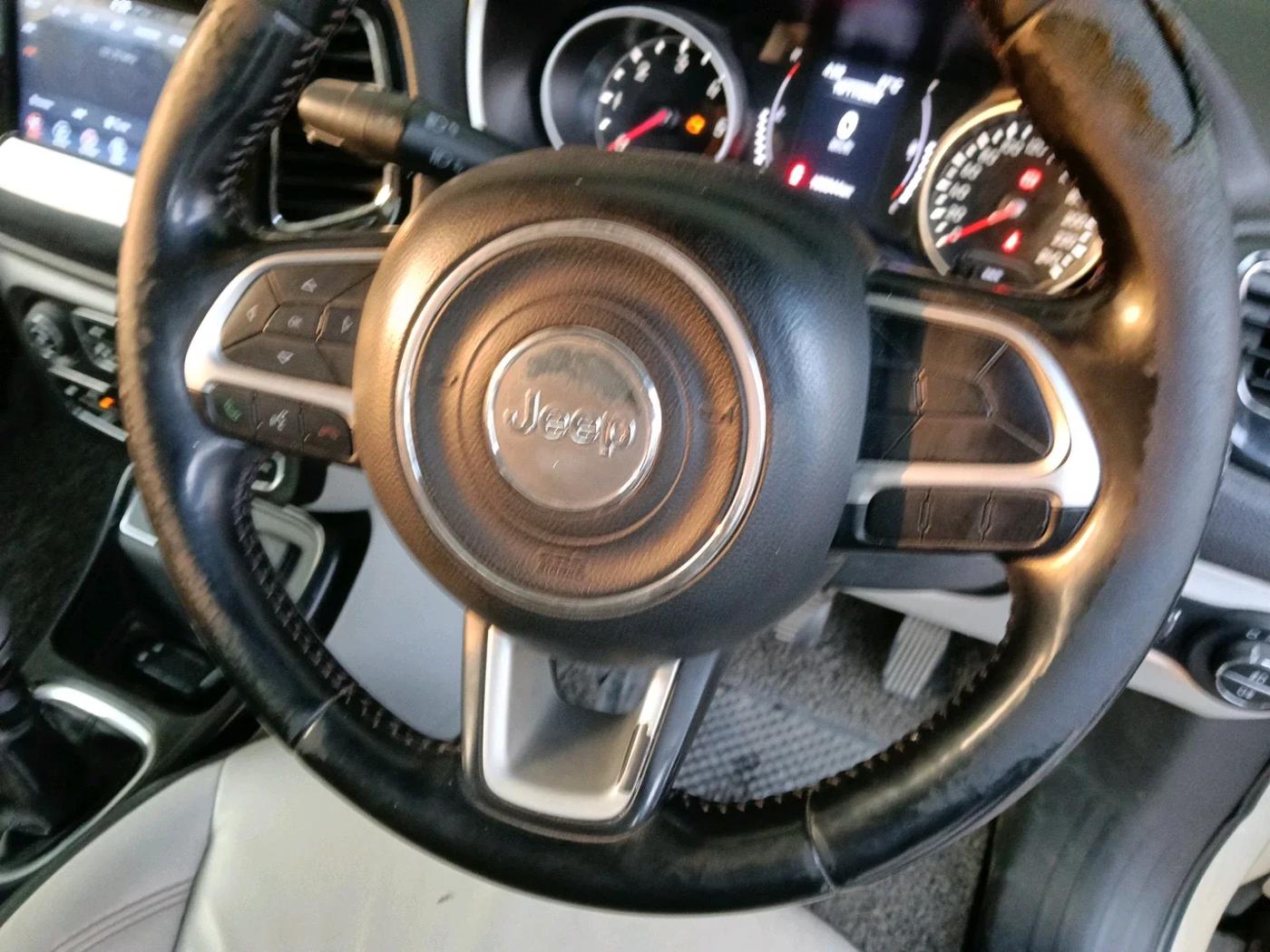 2017 Jeep Compass LIMITED 2.0 DIESEL, Diesel, Manual, 1,90,344 km, interior