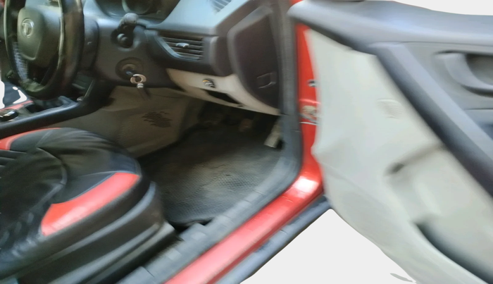 2018 Tata NEXON XE PETROL, Petrol, Manual, 52,625 km, interior