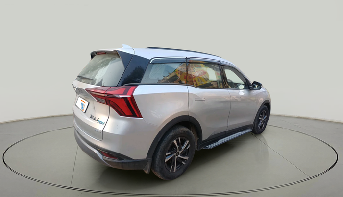 2022 Mahindra XUV700 AX 5 D MT 7 STR, Diesel, Manual, 27,853 km, exterior