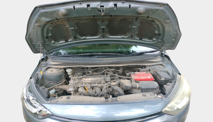 2013 Hyundai i20 SPORTZ 1.2, Petrol, Manual, 1,00,433 km, exterior