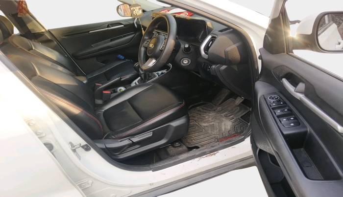 2020 KIA SONET HTK PLUS 1.0 IMT, Petrol, Manual, 23,158 km, interior