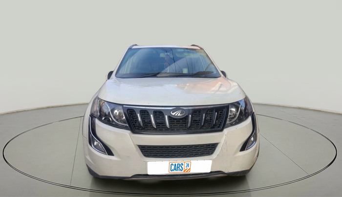 2015 Mahindra XUV500 W10, Diesel, Manual, 43,907 km, exterior