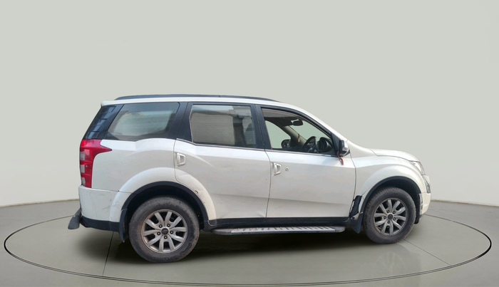 2015 Mahindra XUV500 W10, Diesel, Manual, 43,907 km, exterior