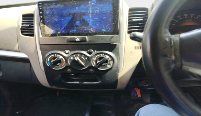 2015 Maruti Wagon R 1.0 LXI CNG, Petrol, Manual, 1,00,538 km, interior