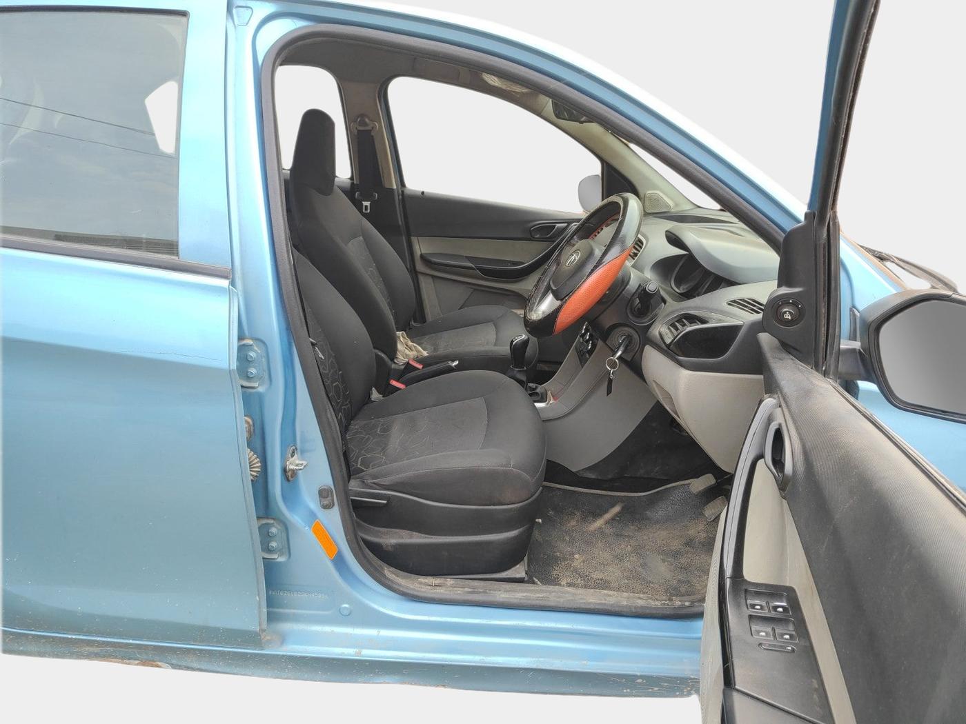 2016 Tata Tiago XT DIESEL, Diesel, Manual, 94,000 km, interior