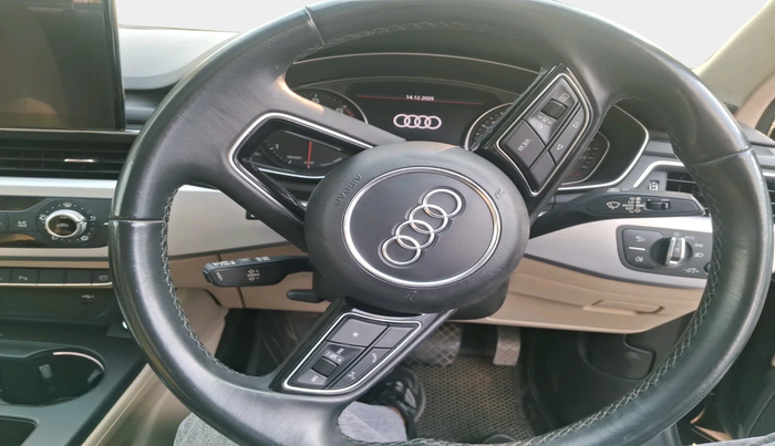 2022 Audi A4 40 TFSI PREMIUM, Petrol, Automatic, 28,107 km, interior