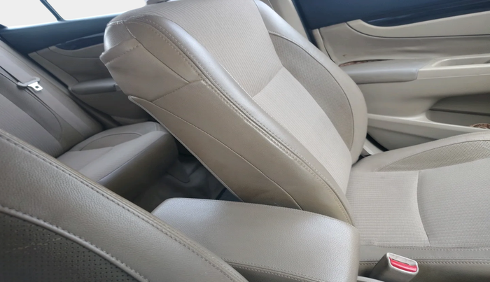 2014 Maruti Ciaz ZXI, Petrol, Manual, 59,317 km, interior