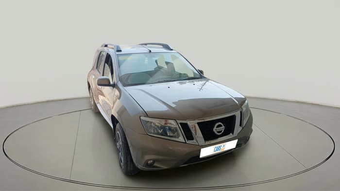 2014 Nissan Terrano XL (D), Diesel, Manual, 1,17,380 km, exterior