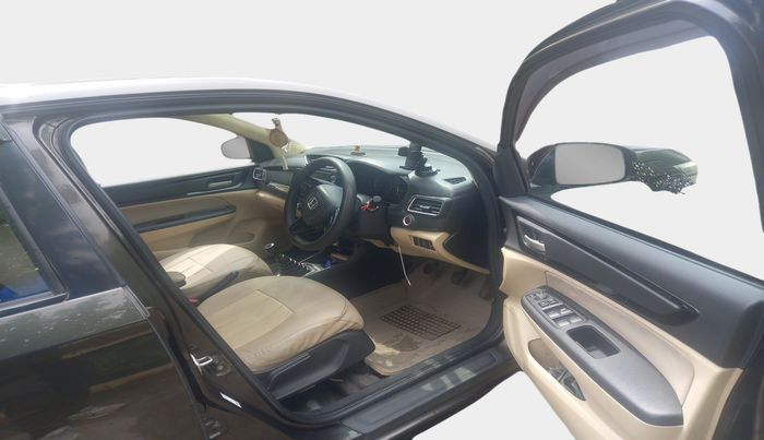 2018 Honda Amaze 1.2L I-VTEC V, Petrol, Manual, 1,08,724 km, interior
