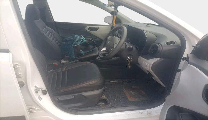 2024 Hyundai GRAND I10 NIOS ERA 1.2 KAPPA VTVT, Petrol, Manual, 9,331 km, interior