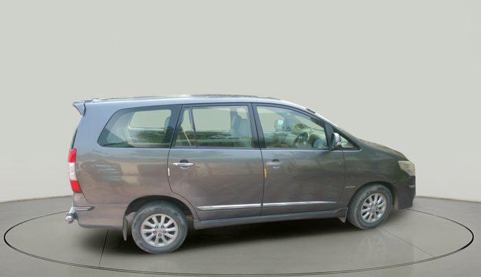 2013 Toyota Innova V 2.5 7 STR, Diesel, Manual, 98,783 km, exterior