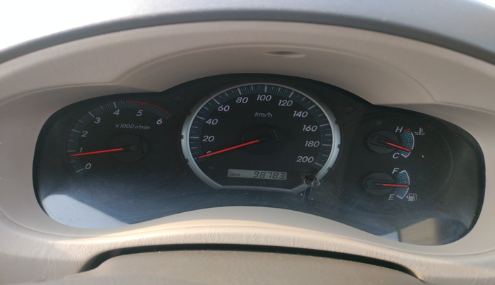 2013 Toyota Innova V 2.5 7 STR, Diesel, Manual, 98,783 km, interior