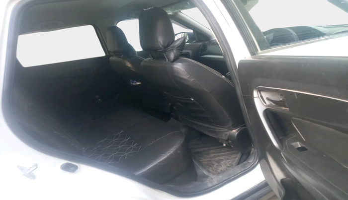 2021 Maruti Vitara Brezza LXI, CNG, Manual, 30,450 km, interior