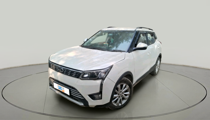 2021 Mahindra XUV300 W8 1.2 PETROL, Petrol, Manual, 55,730 km, exterior