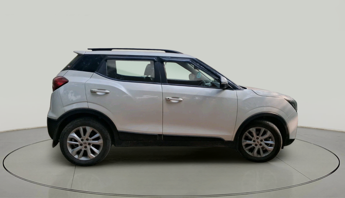 2021 Mahindra XUV300 W8 1.2 PETROL, Petrol, Manual, 55,730 km, exterior