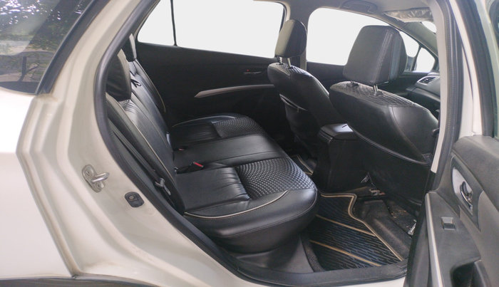 2016 Maruti S Cross ZETA 1.3, Diesel, Manual, 78,117 km, interior