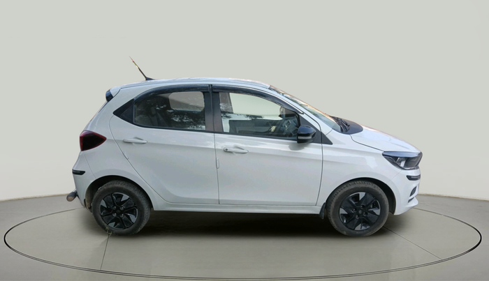 2025 Tata Tiago XTA CNG , Petrol, Automatic, 3,735 km, exterior