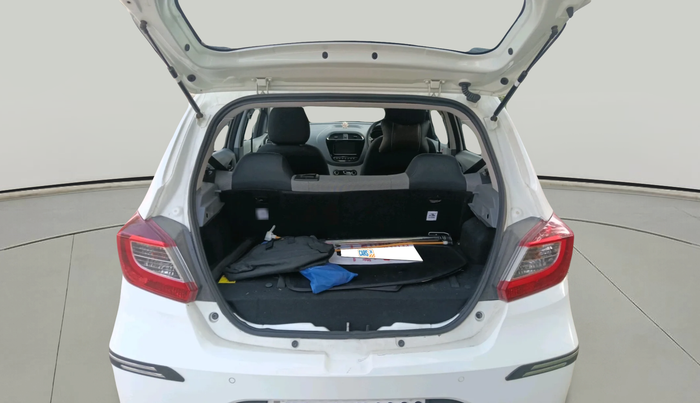 2025 Tata Tiago XTA CNG , Petrol, Automatic, 3,735 km, exterior