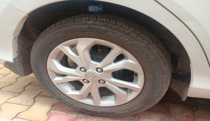 2021 Honda Amaze 1.2L I-VTEC V, Petrol, Manual, 21,292 km, tyre