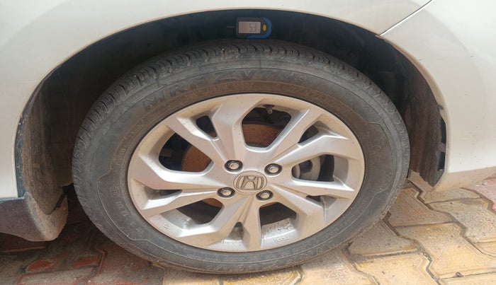 2021 Honda Amaze 1.2L I-VTEC V, Petrol, Manual, 21,292 km, tyre