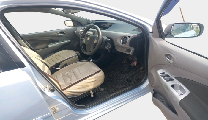 2011 Toyota Etios V, Petrol, Manual, 55,038 km, interior