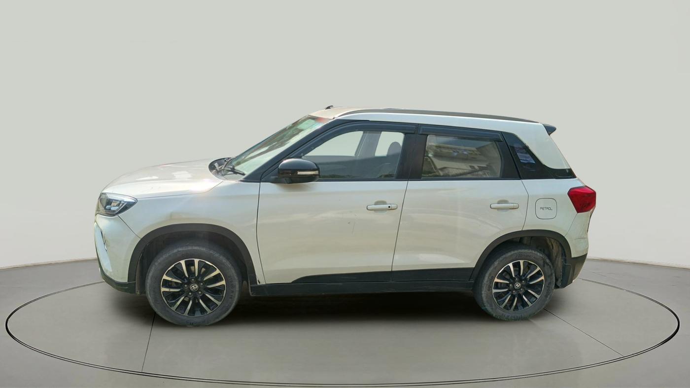 2021 Toyota URBAN CRUISER PREMIUM GRADE MT, Petrol, Manual, 1,08,109 km, exterior