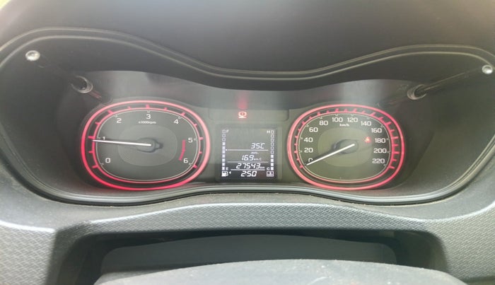 2018 Maruti Vitara Brezza ZDI, Diesel, Manual, 27,569 km, interior