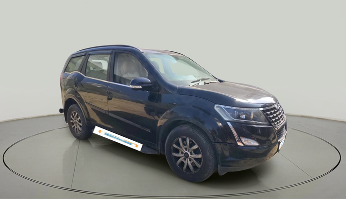 2018 Mahindra XUV500 W9 AT, Diesel, Automatic, 45,044 km, exterior
