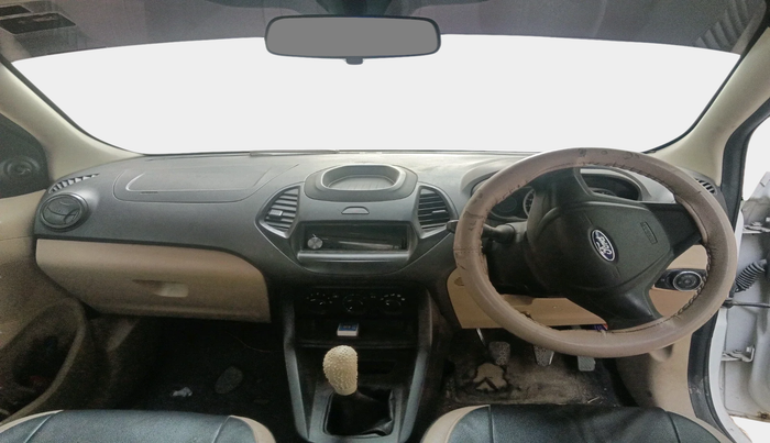 2015 Ford Figo Aspire AMBIENTE 1.5 DIESEL, Diesel, Manual, 1,18,814 km, interior