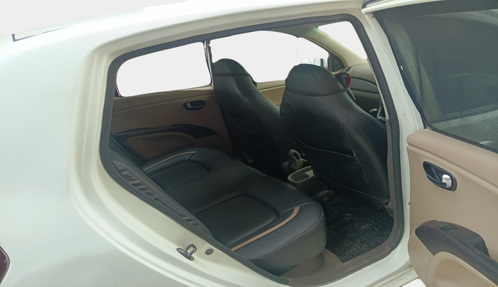 2012 Hyundai i10 MAGNA 1.1, Petrol, Manual, 91,562 km, interior