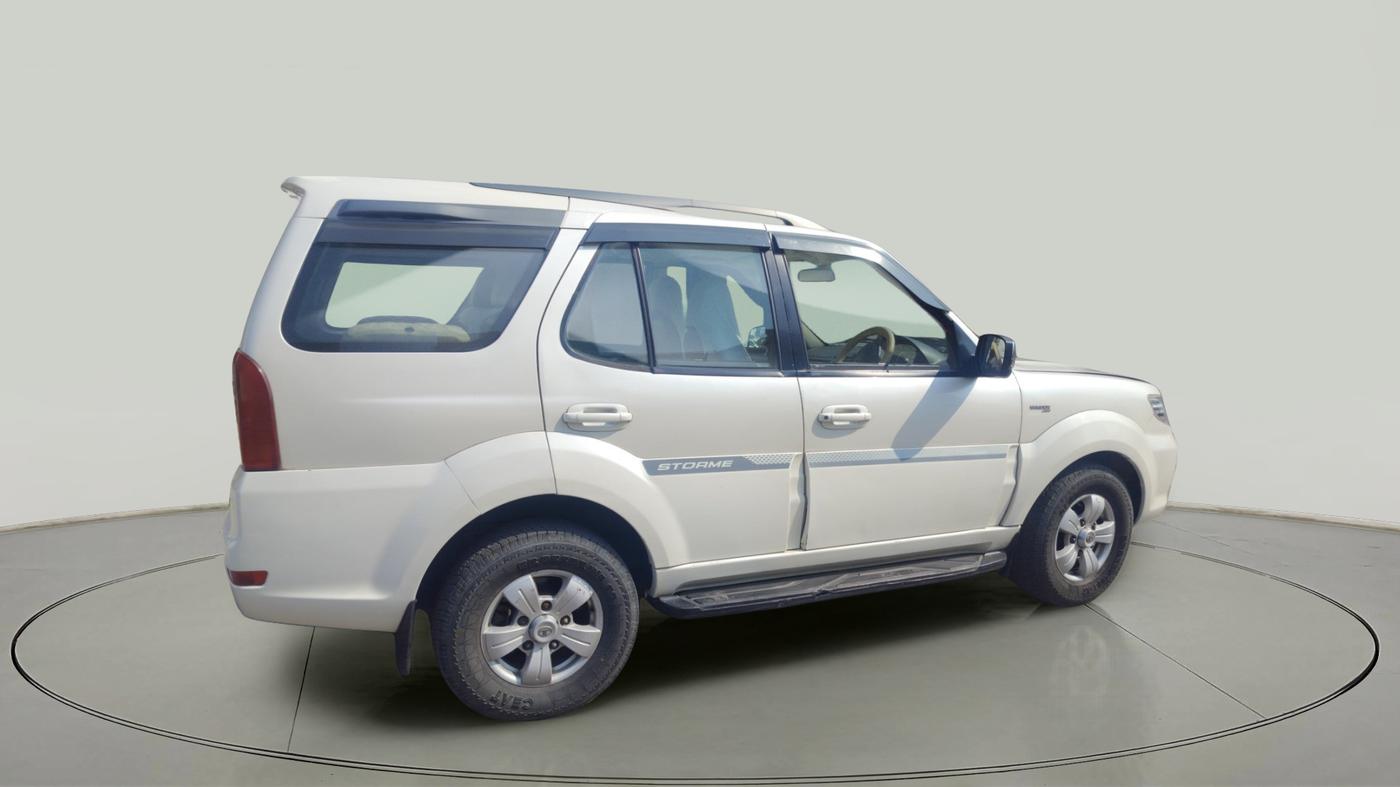 2016 Tata Safari Storme 2.2 VX 4X2, Diesel, Manual, 1,10,823 km, exterior