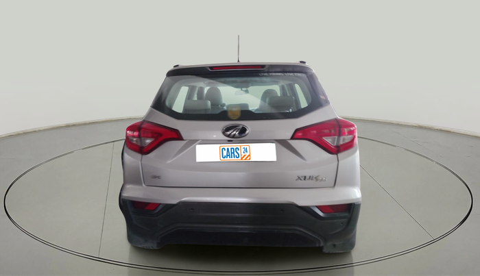 2020 Mahindra XUV300 W6 1.2 PETROL, Petrol, Manual, 61,500 km, exterior