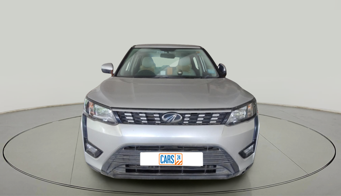 2020 Mahindra XUV300 W6 1.2 PETROL, Petrol, Manual, 61,500 km, exterior