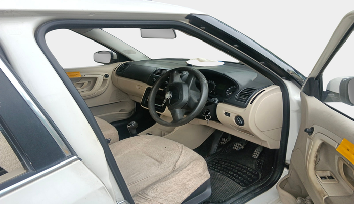 2011 Skoda Fabia ACTIVE 1.2 TDI, Diesel, Manual, 1,10,800 km, interior