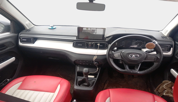 2023 Tata PUNCH PURE MT, Petrol, Manual, 17,821 km, interior