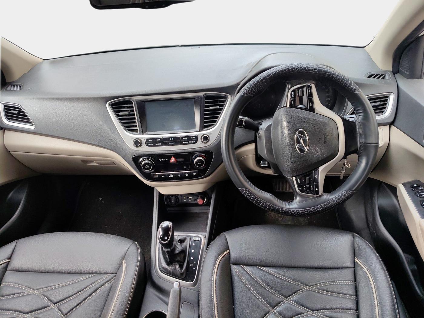 2017 Hyundai Verna 1.6 CRDI SX + AT, Diesel, Automatic, 66,247 km, interior