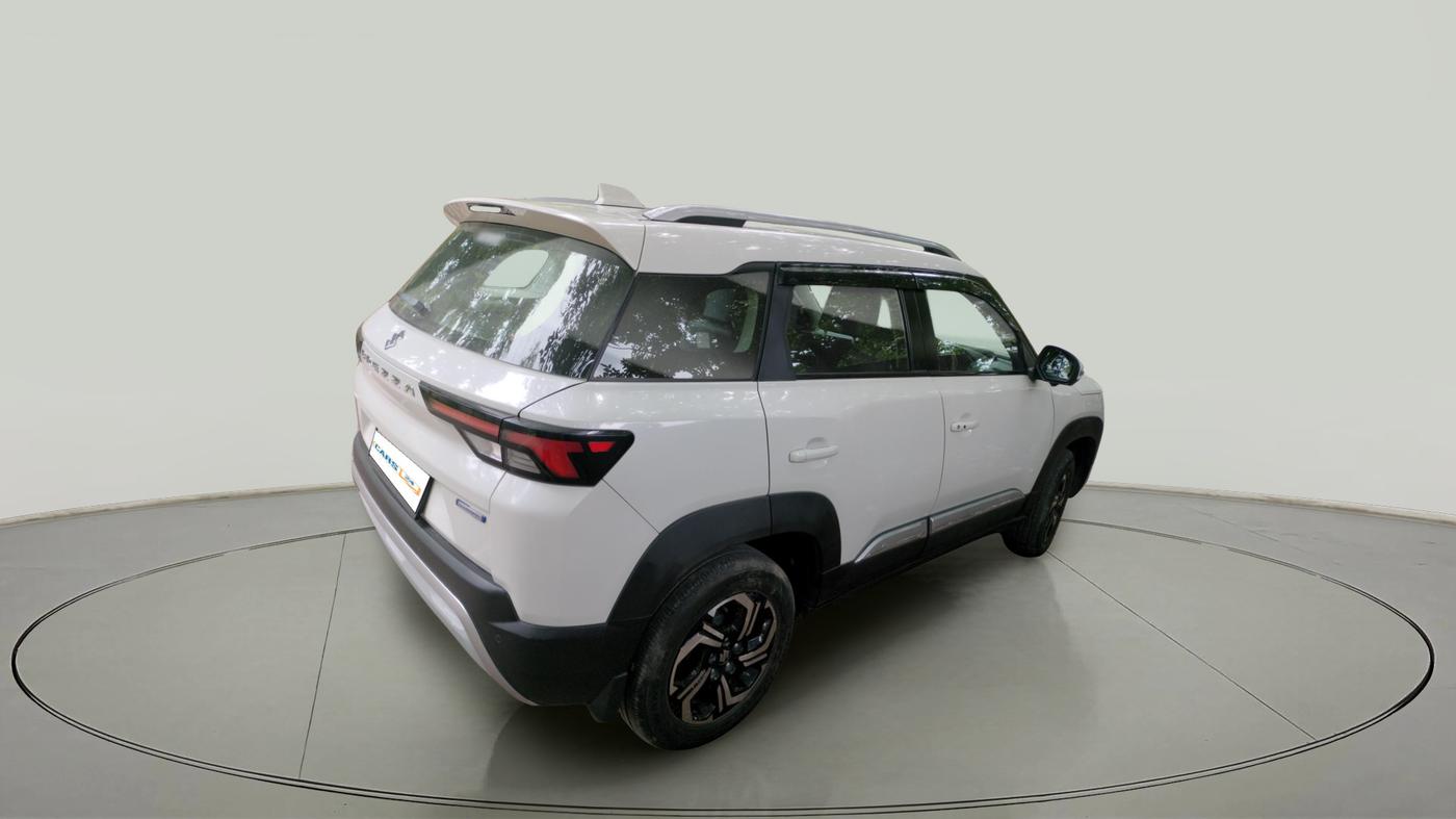 2023 Maruti BREZZA ZXI + SMART HYBRID, Petrol, Manual, 27,300 km, exterior